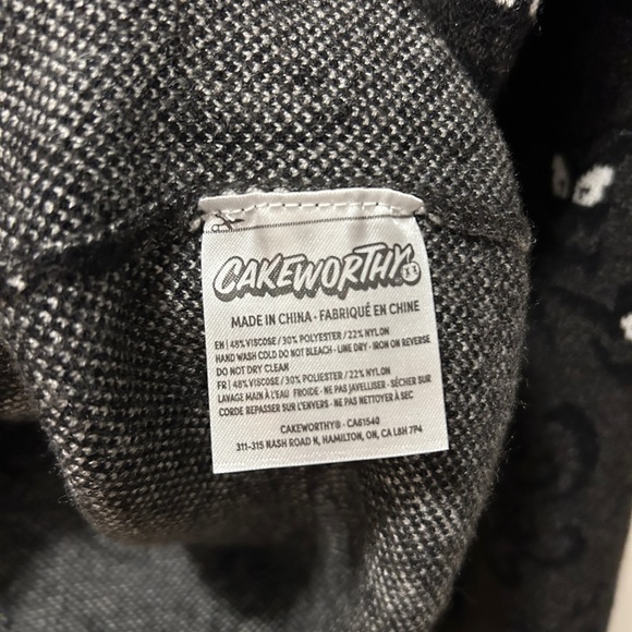 NWT Cakeworthy Disney Haunted Mansion Wallpaper Cardigan Size Medium Sweater - Picture 15 of 15